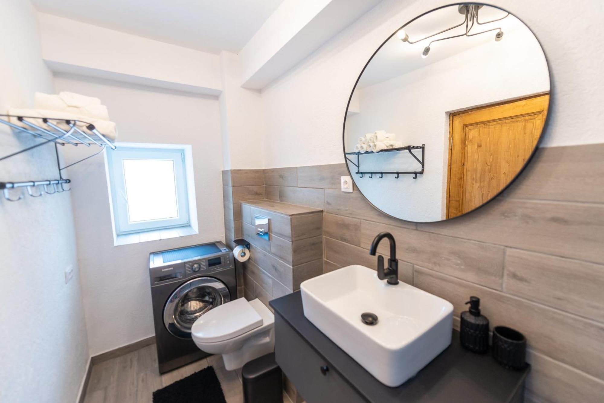 Hotel Fernweh Haus Brașov Zimmer foto